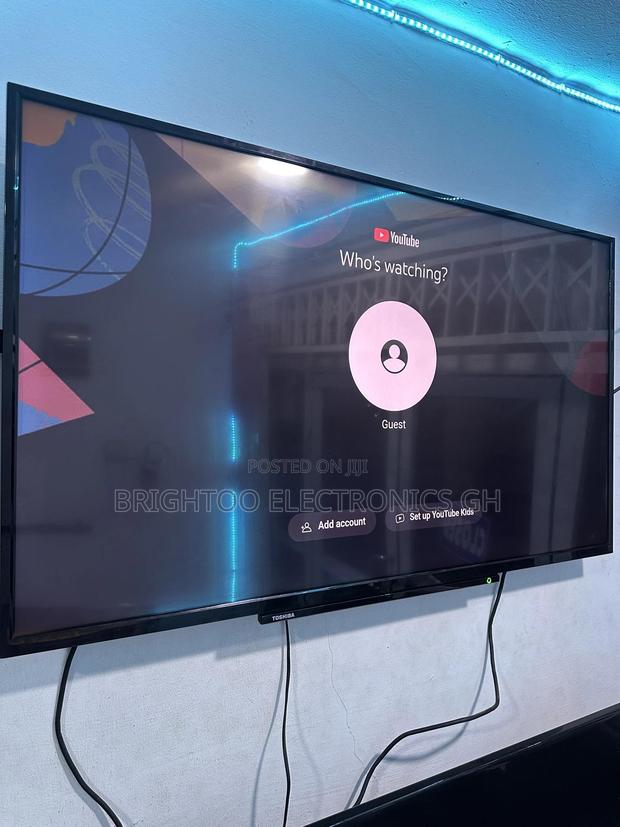 50inches Full Digital Satellite Uhd Led Smart Toshiba Tv photo 9