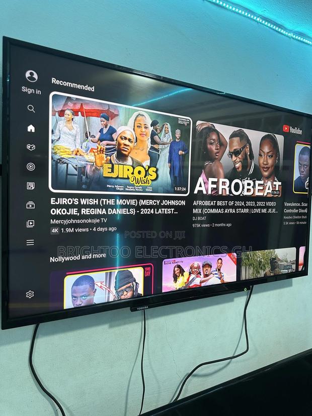 50inches Full Digital Satellite Uhd Led Smart Toshiba Tv photo 5