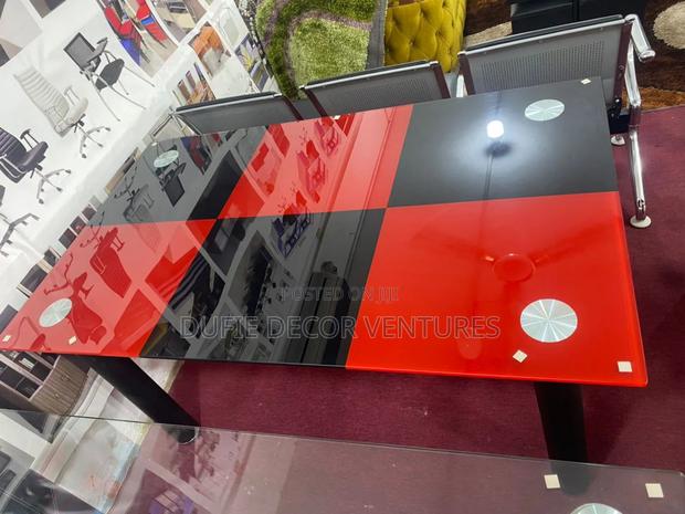 Glass Table Available for Sale · Photo 2