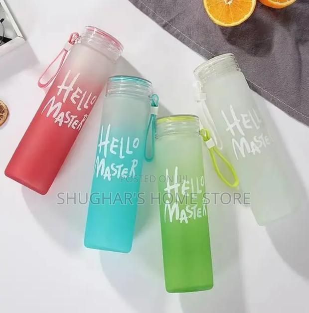 Colourful Glass Water Bottle · Photo 4