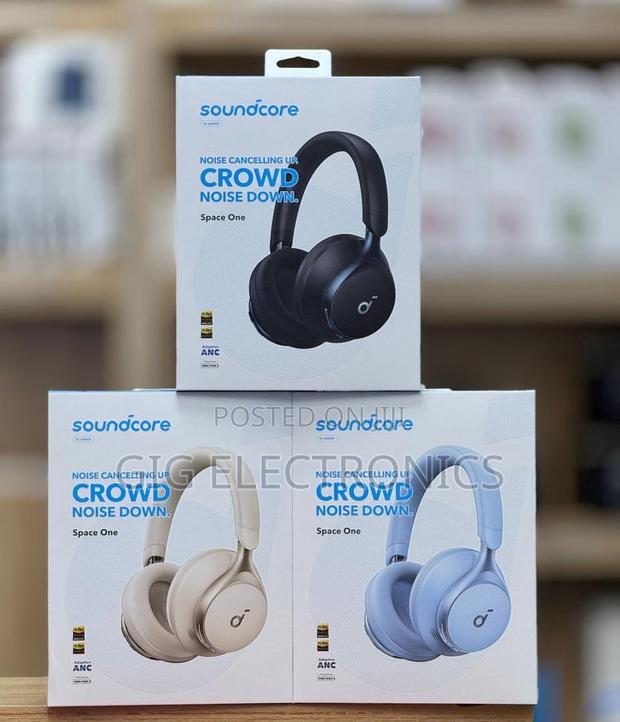 Space One Active Noise Cancelling Headphones by Anker - 40h · Photo 4