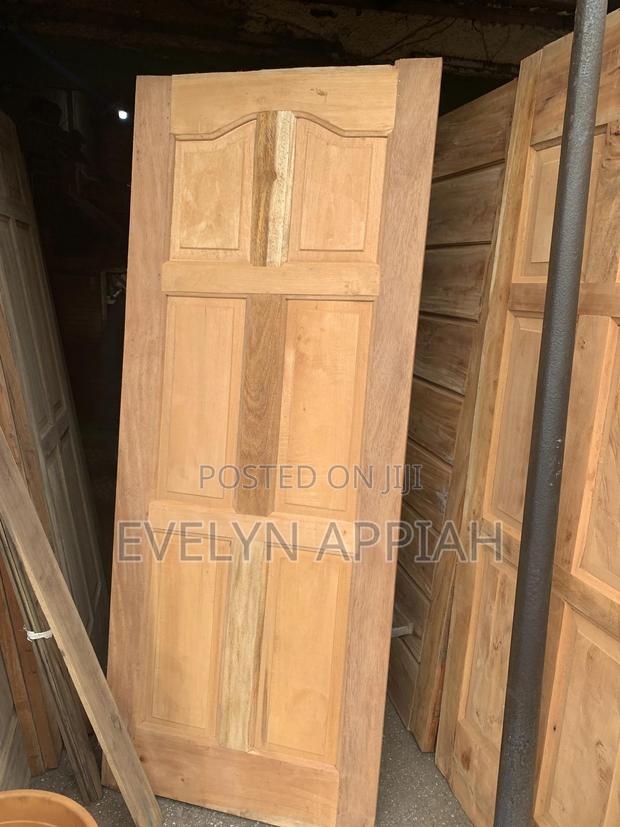 Single Face Door · Photo 4