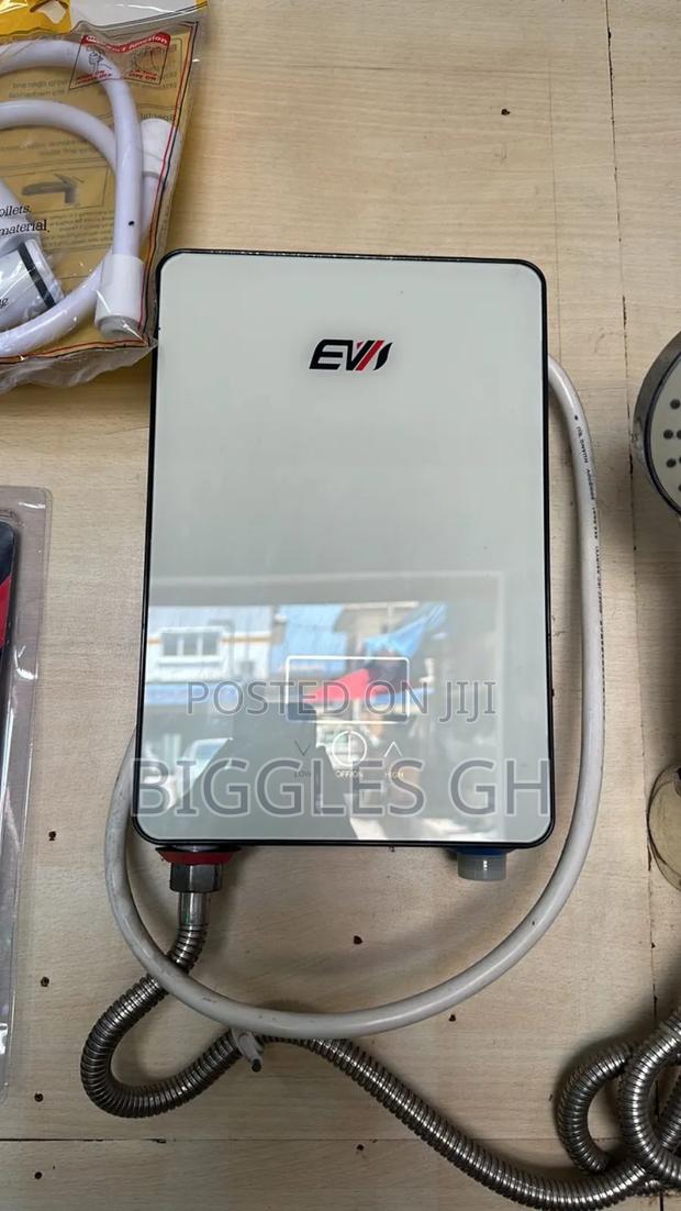 Instant Water Heater · Photo 4