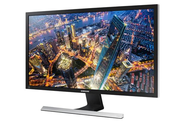 Samsung 28 Inches UHD Professional Monitor photo 3