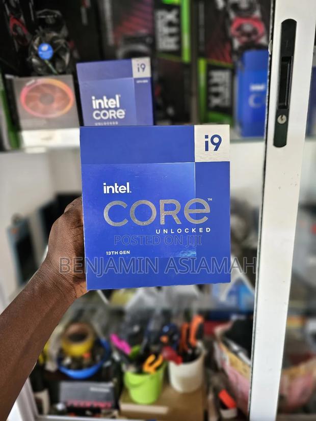 Intel 13th Gen · Photo 2
