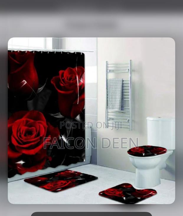 High Quality Shower Curtain With Matching 3 Set Bathroom Mat · Photo 1