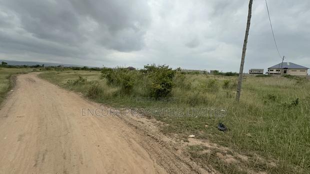 10 Acres of Titled Land Now Selling in Katamanson · Photo 1