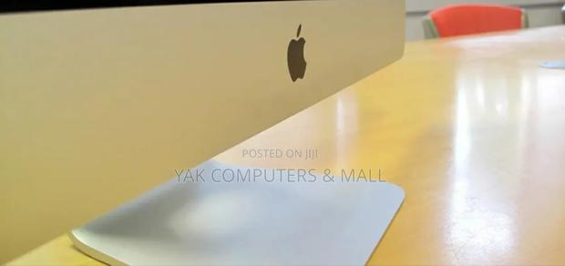 Desktop Computer Apple iMac 8GB Intel Core I7 HDD 1T