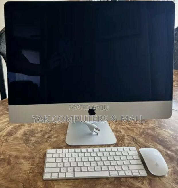 Desktop Computer Apple iMac 8GB Intel Core I5 HDD 1T