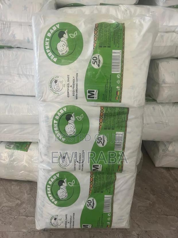 50pcs in a Pack High Quality Eco Hygienic Baby Diapers · Photo 3