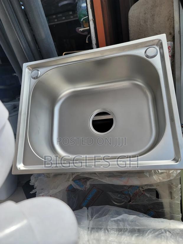 Single Bowl Kitchen Sink · Photo 2