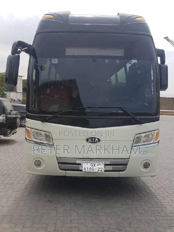 45 Seater Bus for Rentals · Photo 2