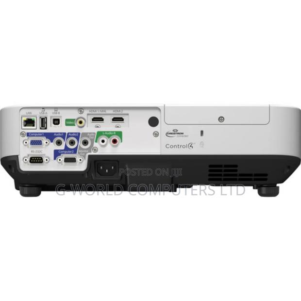 Epson 2250u 5000l 3-Chip 3lcd photo 2