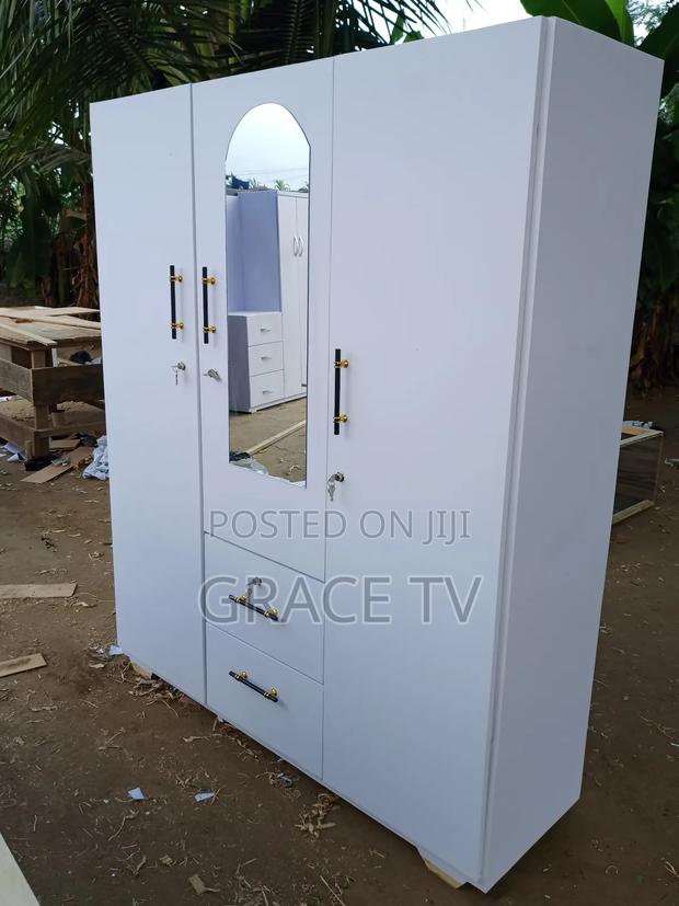 Quality 3in1 Wardrobe · Photo 1
