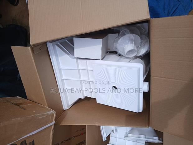 Brand New Long Throat Swimming Pool Skimmers photo 3