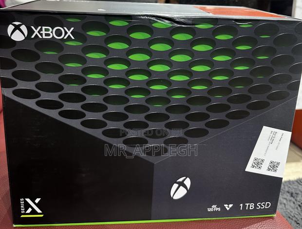 Xbox Series X · Photo 2