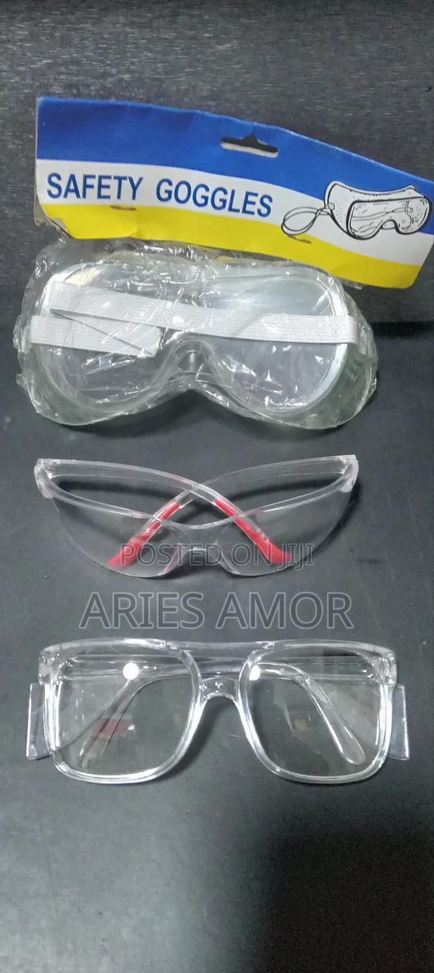 Safety Googles · Photo 2