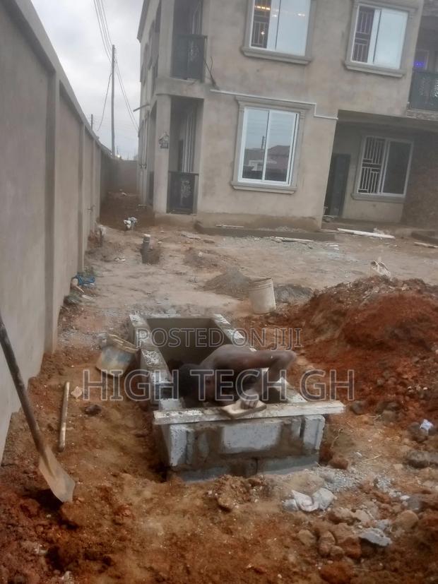 Bio Digester Toilet//Bio-Fil Toilet and Installation · Photo 2