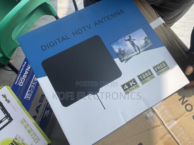 High Gain Digital Indoor Antenna TV Signal Reception. · Photo 2