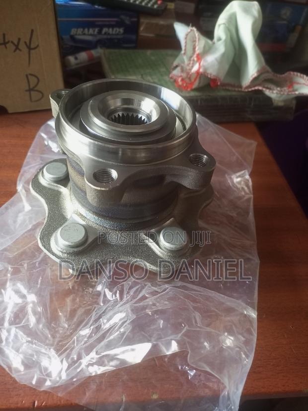 Nissan Rogue 4×4 Back Hub photo 2