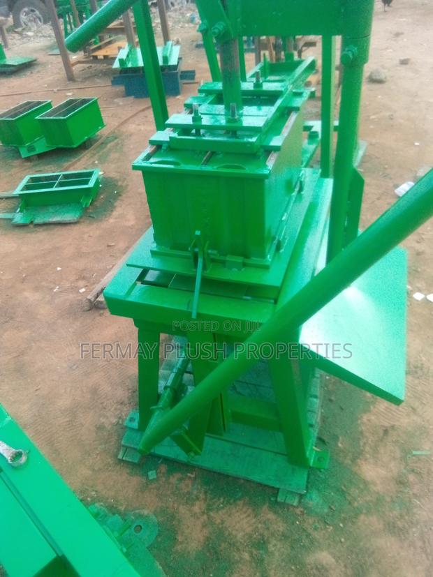 Solid Machines in Ghana · Photo 3