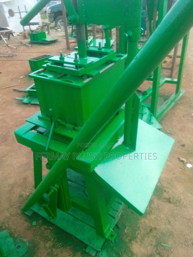Solid Machines in Ghana · Photo 4