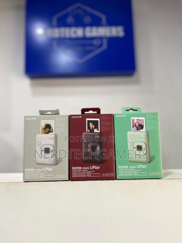 \Instax Mini Liplay Hybrid Instant Photo Camera · Photo 2