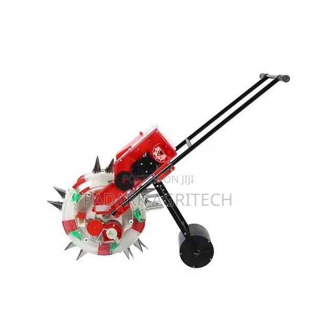 Grain Planter and Fertilizer Applicator · Photo 4