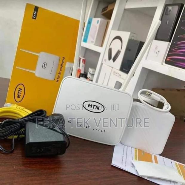 Universal 4G Sim Router + Powerbank · Photo 2