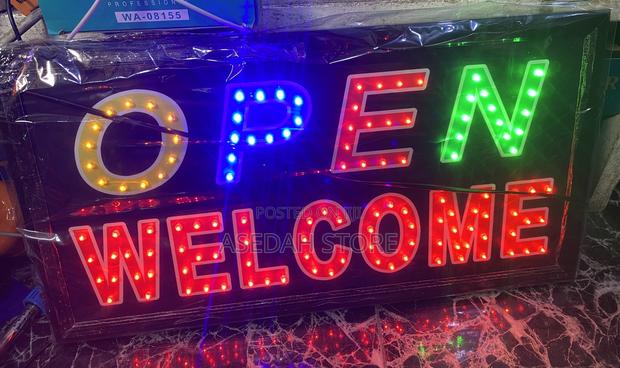 Open Welcome Led Light · Photo 4