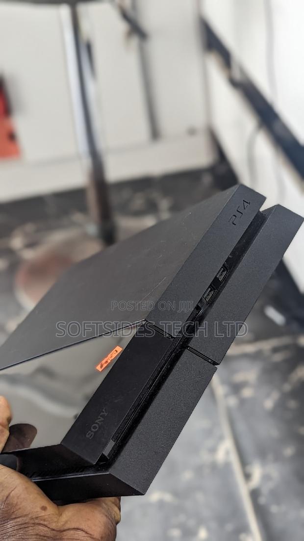 I Buy All Your Playstation Game Consoles With Instant Cash · Photo 4