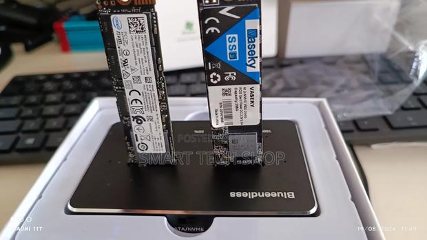 Dual Bay Nvme M.2 SSD 10gbps SSD External Clone Adaptor photo 3