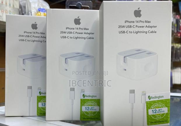 iPhone 14 Pro Max 25W USB- C Charger · Photo 3