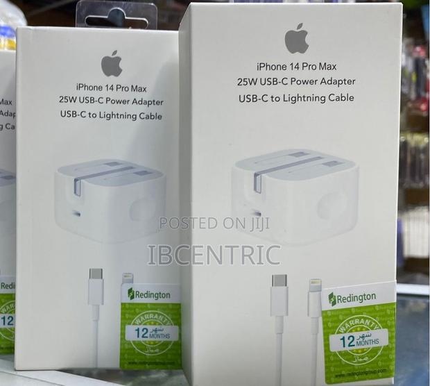 iPhone 14 Pro Max 25W USB- C Charger · Photo 4