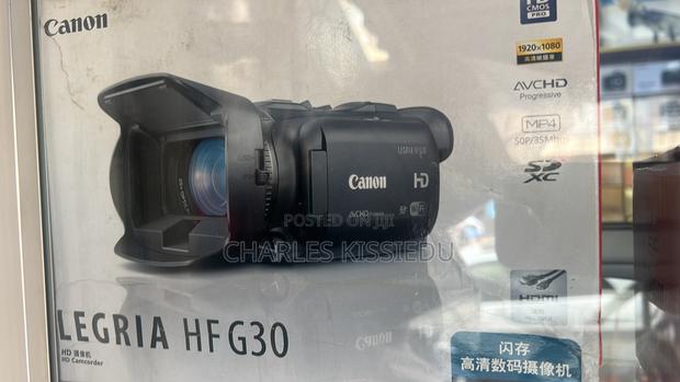 Canon Hf-G30 · Photo 3