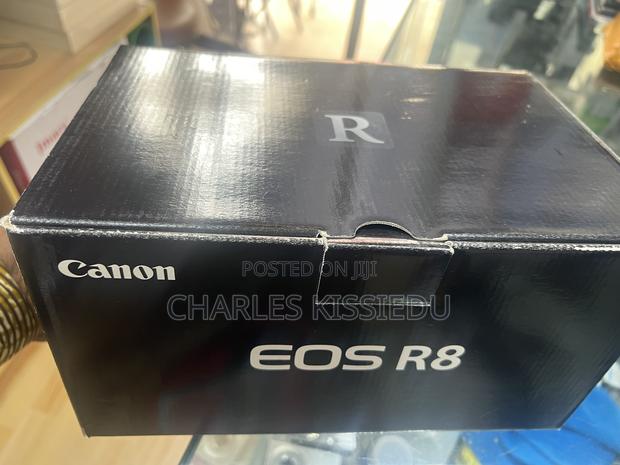 Canon Eos-R8 · Photo 4