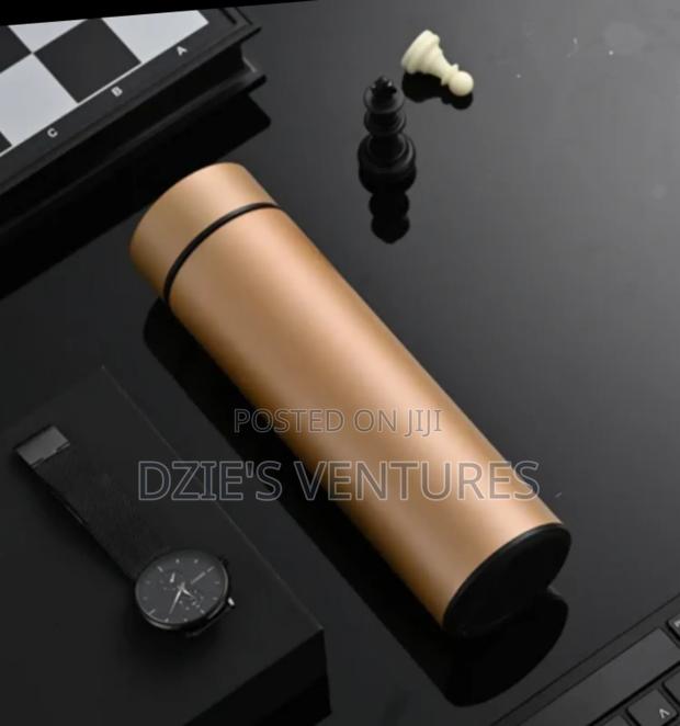 Digital Display Vacuum Flask · Photo 4