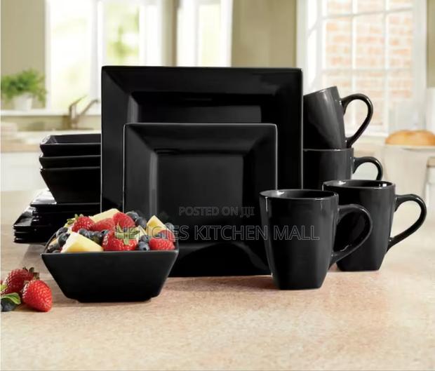 16pcs Square Dinner Set · Photo 3