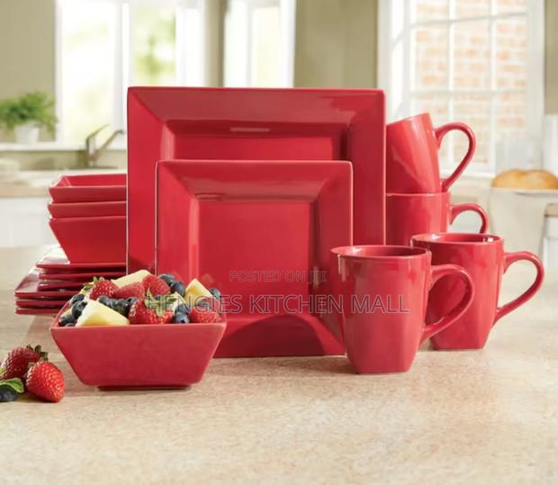 16pcs Square Dinner Set · Photo 4