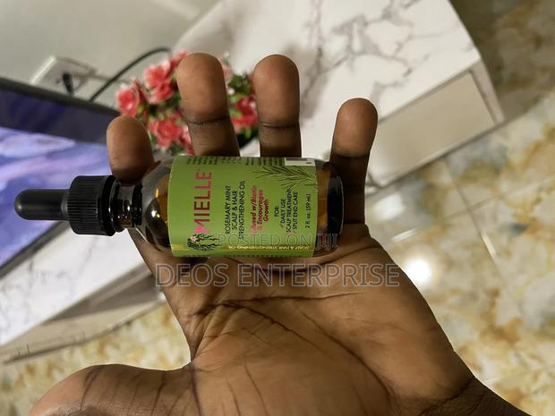 Mielle Rosemary Mint Scalp Hair · Photo 2