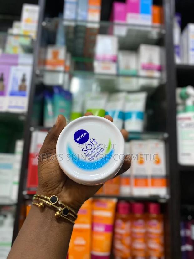 Nivea Soft Moisturizer · Photo 2