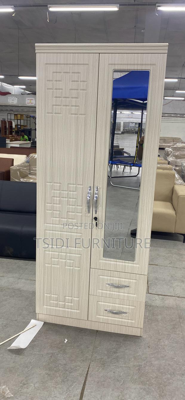 Quality Two Door Wardrobe · Photo 1