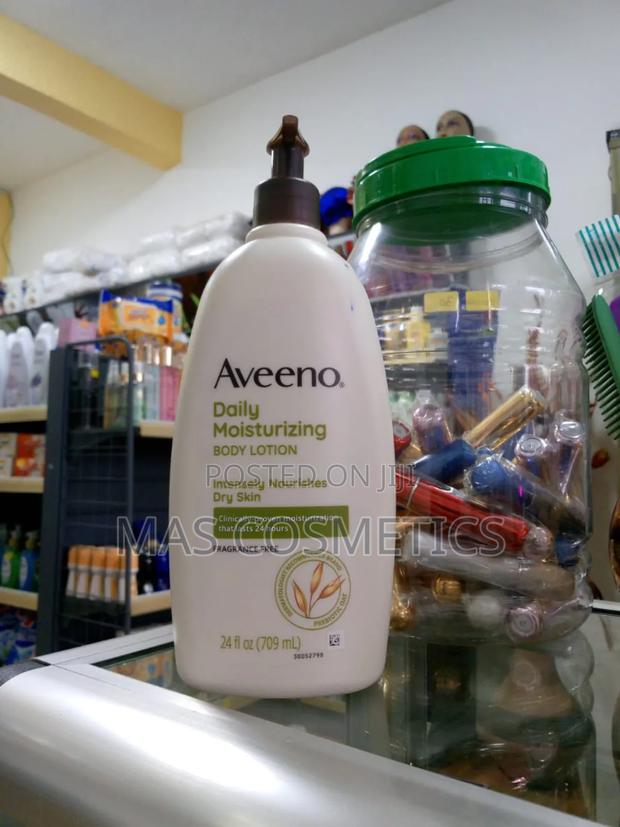 Aveeno Daily Moisturizing Lotion · Photo 4