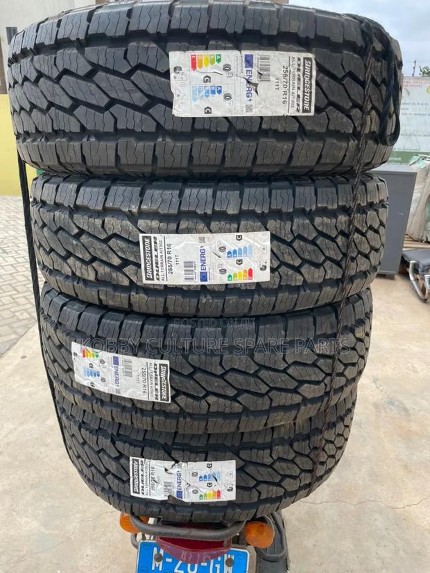 Original Bridgestone 255/70r16 Tyres Available for All Cars