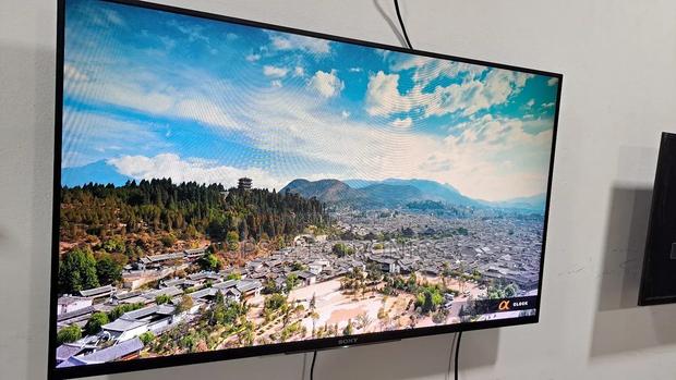 Sony 43 Inch Smart photo 2