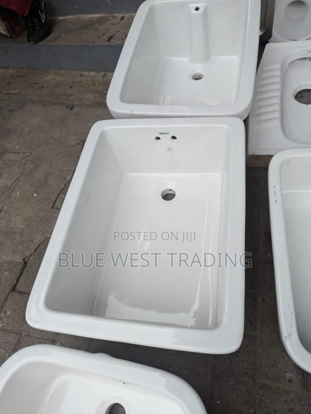 Hospital Sink · Photo 4