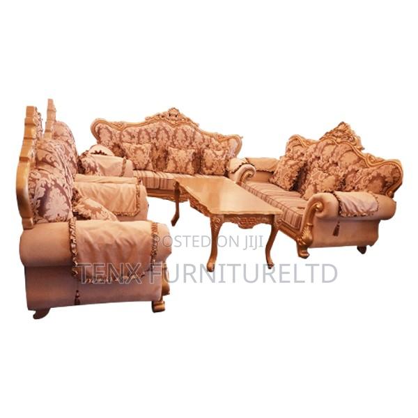 Royal Antique Sofa (Kings) · Photo 1