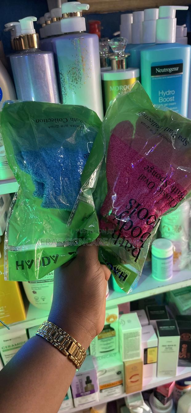 Scrubbing Gloves · Photo 2