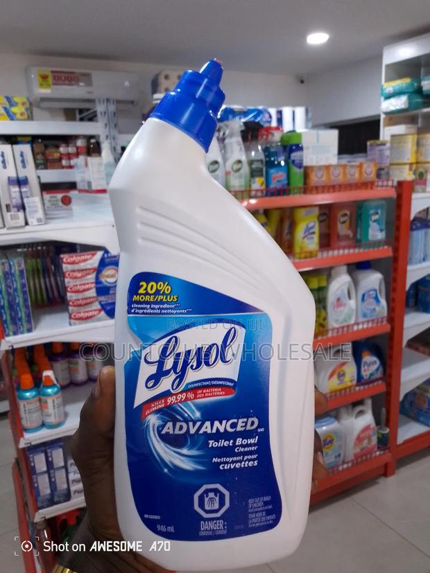 Lysol Advanced Toilet Bowl Cleaner 946ml. · Photo 2