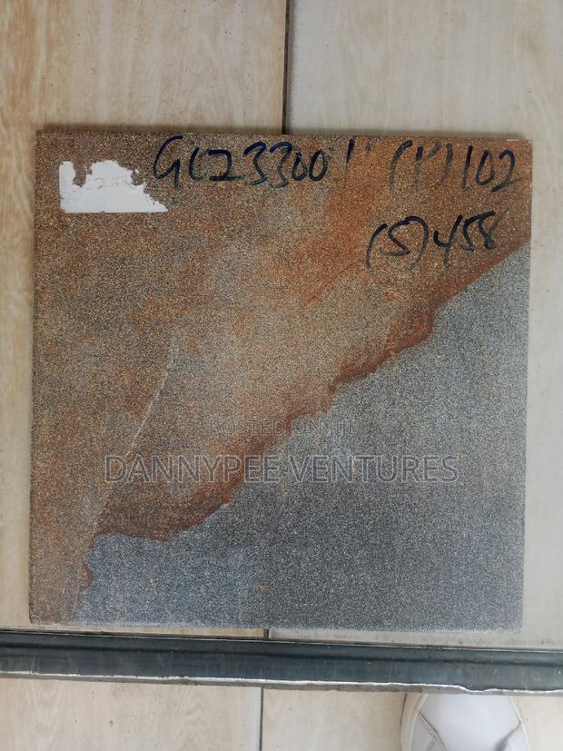 Spanish Design Twyford Compound Floor Tiles · Photo 2